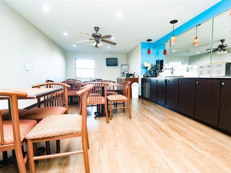Super 8 By Wyndham Ar Searcy