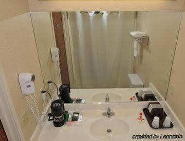 Hotel Super 8 By Wyndham Ar Searcy